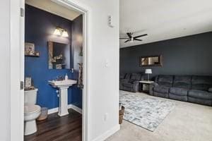 139 Moyer Hl, Cranberry Twp, PA 16066 - living area with ceiling fan and baseboards