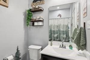 139 Moyer Hl, Cranberry Twp, PA 16066 - full bath featuring vanity and toilet