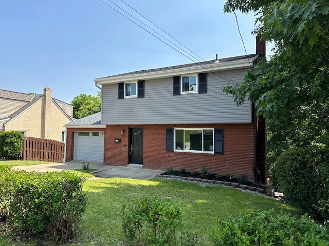 135 Marham Rd, Munhall, PA 15120 - photo 2