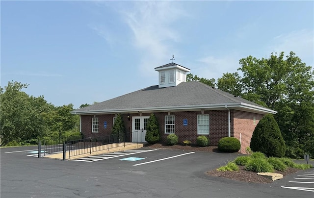 621 Columbia Ct, Adams Twp, PA 16046 - view of property with uncovered parking