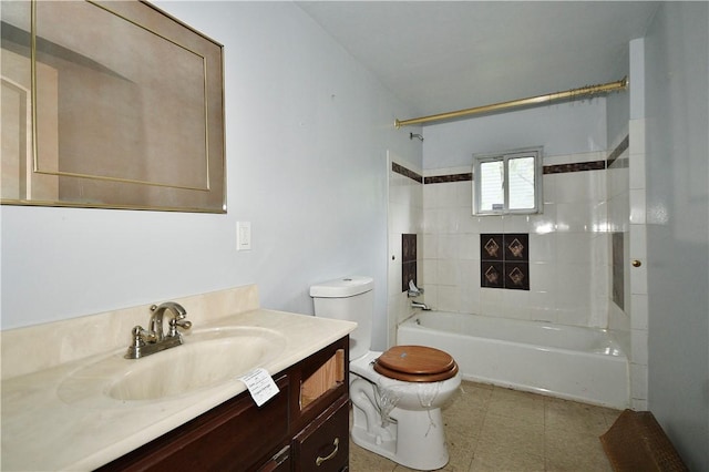 4605 2nd St, Versailles Boro, PA 15132 - bathroom with toilet, vanity, and shower / tub combination