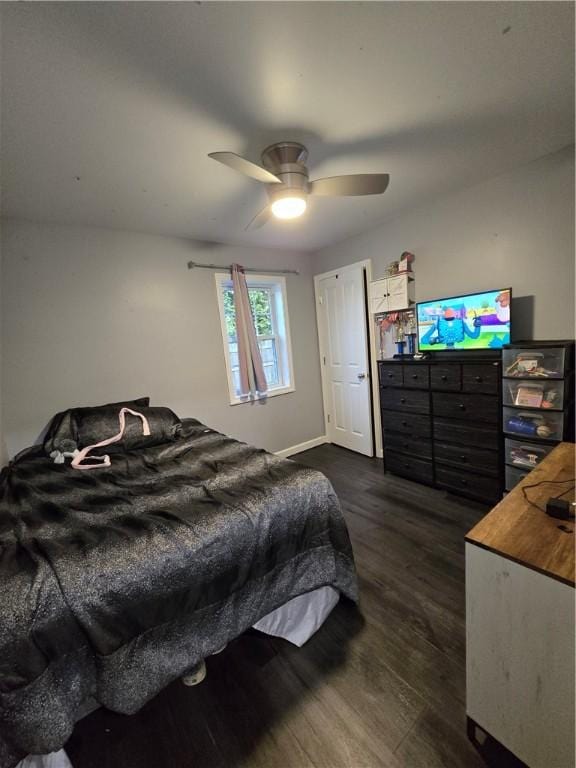 68 Kinsman Rd, West Salem Twp, PA 16125 - bedroom featuring dark wood-style flooring and ceiling fan