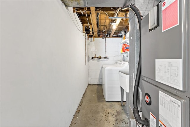 303 Serendipity Dr, Moon/Crescent Twp, PA 15108 - laundry room featuring washing machine and dryer and heating unit