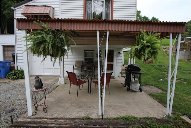 1467 Hayden Blvd, Elizabeth Twp/Boro, PA 15037 - view of patio with a grill and outdoor dining space