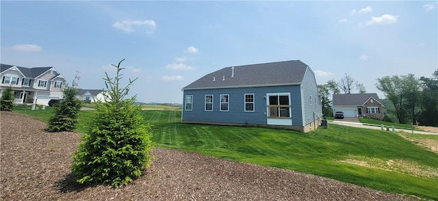 168 Twin Oaks Dr, Buffalo Twp, PA 16055 - rear view of house featuring a yard
