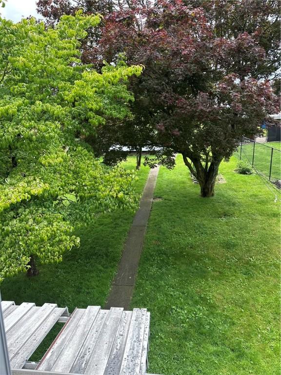1810 Ridge Ave, Arnold, PA 15068 - view of yard