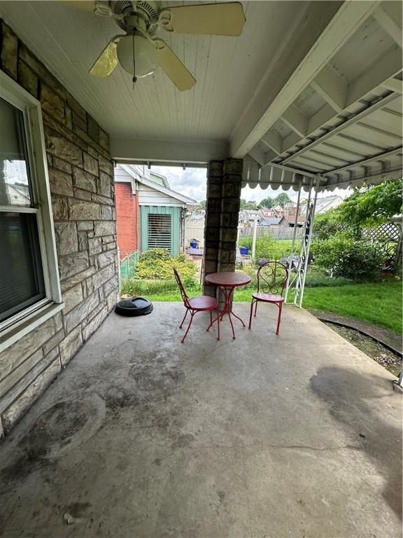 1810 Ridge Ave, Arnold, PA 15068 - view of patio with ceiling fan