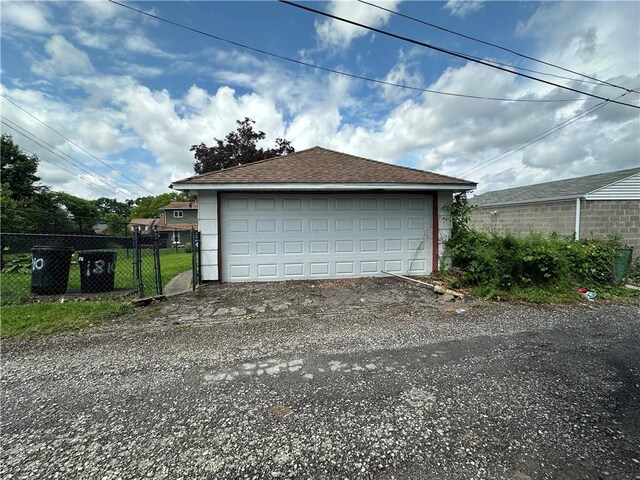 1810 Ridge Ave, Arnold, PA 15068 - view of detached garage
