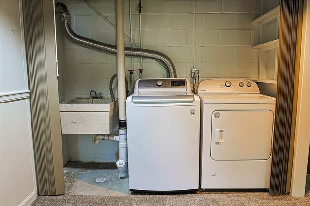 2678 Elaine Dr, Lower Burrell, PA 15068 - washroom featuring separate washer and dryer