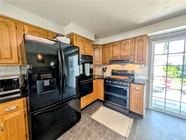 1320 W 4th Ave, Derry Twp, PA 15627