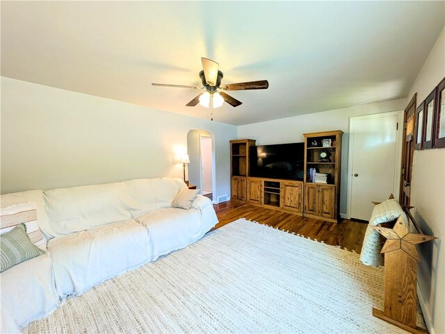 1320 W 4th Ave, Derry Twp, PA 15627