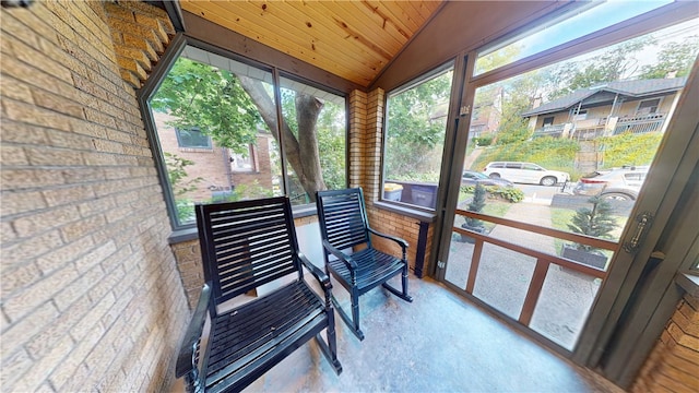 2819 Glenmore, Dormont, PA 15216 - sunroom / solarium featuring lofted ceiling