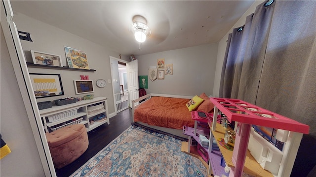 2819 Glenmore, Dormont, PA 15216 - bedroom featuring wood finished floors and baseboards