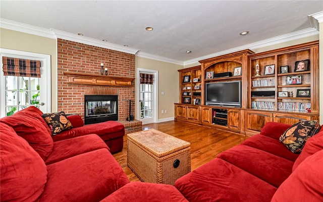 3124 Canterbury Dr, Hampton, PA 15101 - living room featuring crown molding, wood finished floors, a fireplace, recessed lighting, and baseboards