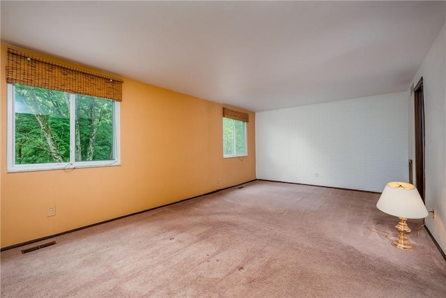 3131 Cheltenham Ct, Hampton, PA 15044 - carpeted spare room featuring baseboards
