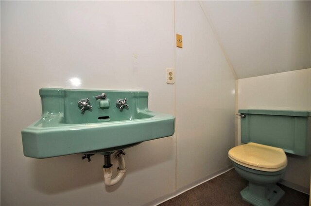 1302 Wickerham Dr, Carroll Twp, PA 15063 - photo 33