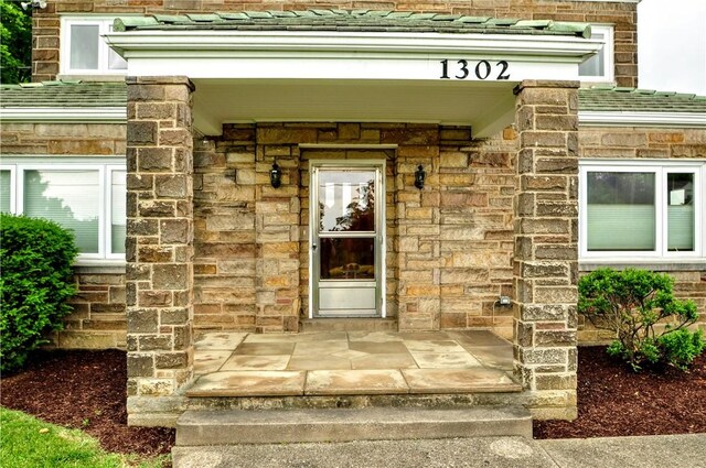 1302 Wickerham Dr, Carroll Twp, PA 15063 - photo 6