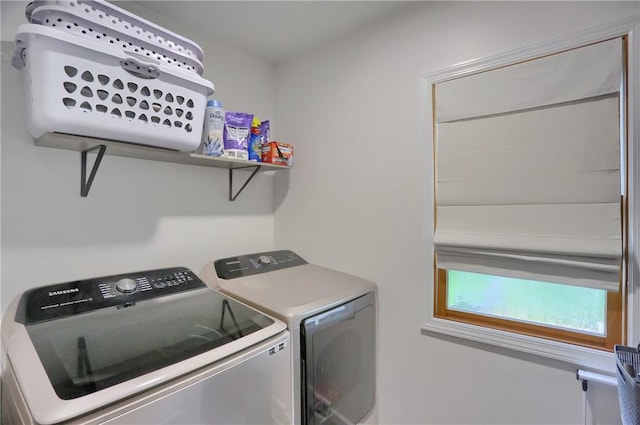 2971 Acre Rd, Scott Twp Law, PA 16101 - laundry area featuring washing machine and clothes dryer