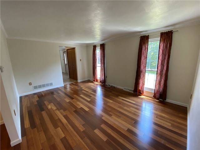 728 Heathergate, Indiana Twp Nal, PA 15238 - spare room featuring wood finished floors, crown molding, and baseboards