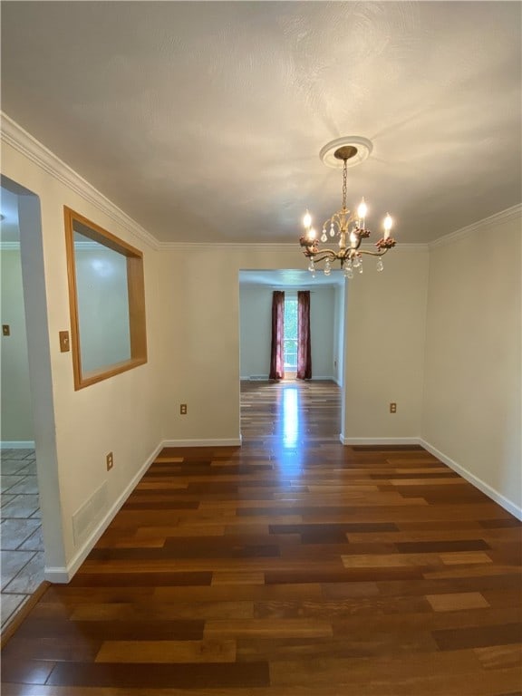 728 Heathergate, Indiana Twp Nal, PA 15238 - spare room with wood finished floors, a chandelier, baseboards, and ornamental molding