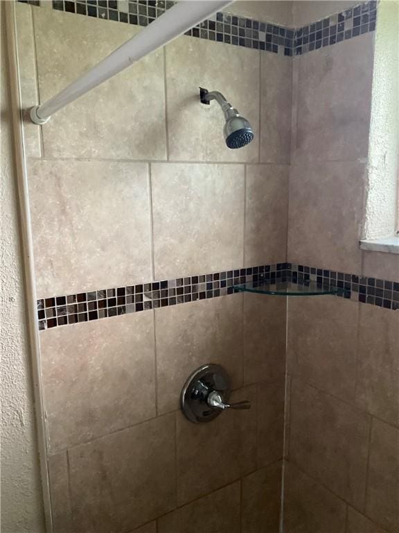 157 Suncrest Dr, Verona, PA 15147 - bathroom view of a tile shower