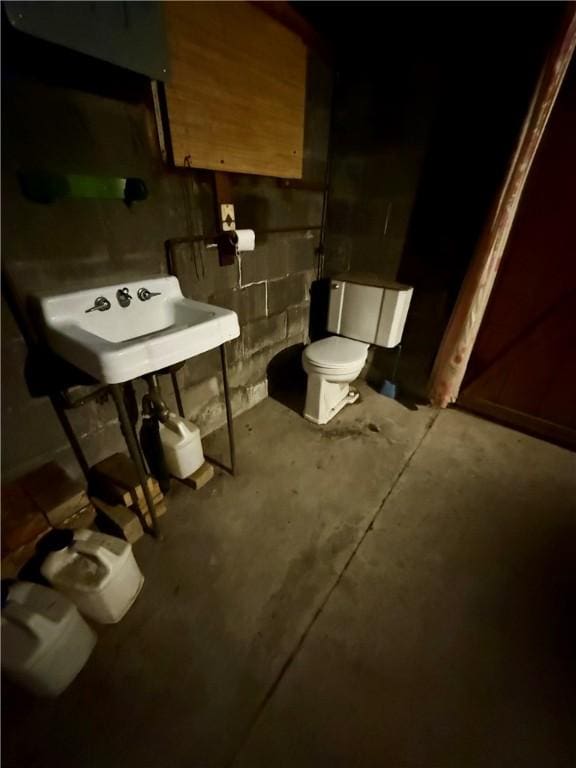 201 Cowanshannock Rd, Rayburn Twp, PA 16201 - bathroom with concrete floors, a sink, and toilet