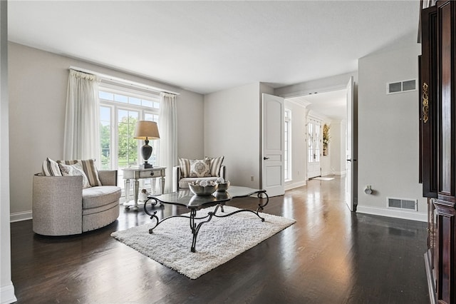 527 Salem Heights Dr, Pine Twp Nal, PA 15044 - living area with dark wood-style flooring and baseboards