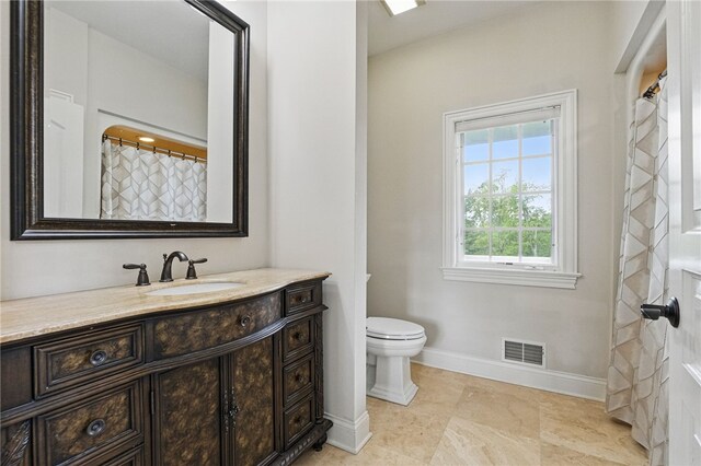527 Salem Heights Dr, Pine Twp Nal, PA 15044 - bathroom featuring vanity, baseboards, and toilet