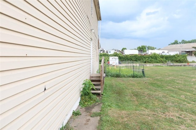165 W Wylie Ave, City Of Washington, PA 15301 - view of green lawn