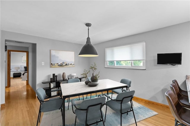 127 Craig Dr, Hempfield Twp Wml, PA 15601 - dining room featuring light wood-type flooring