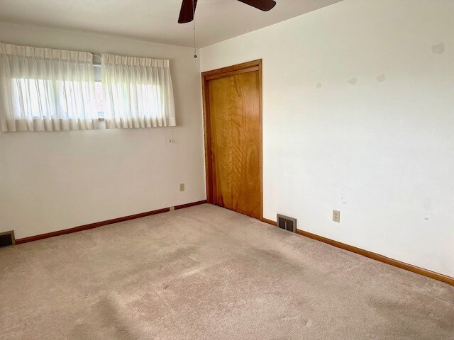 805 Brierly Ln, Munhall, PA 15120 - photo 24