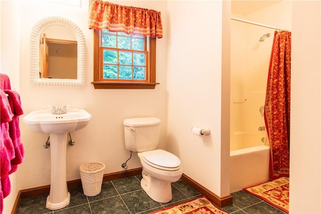 101 Timber Ct, Franklin Twp But, PA 16052 - full bath with toilet, shower / bath combo with shower curtain, tile patterned floors, and baseboards