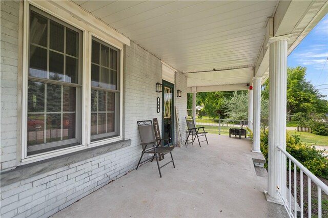 104 Overholt Dr, Scottdale, PA 15683 - view of covered porch