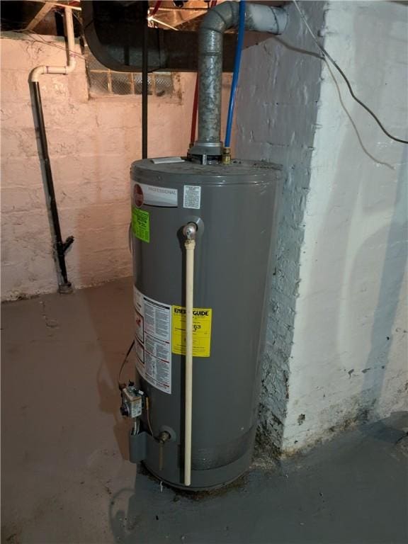 1217 Scott St, Mckeesport, PA 15132 - utilities with water heater