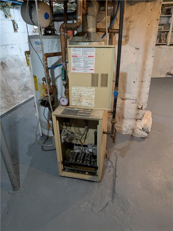 518 Glenn St, Wilmerding, PA 15148 - view of utility room