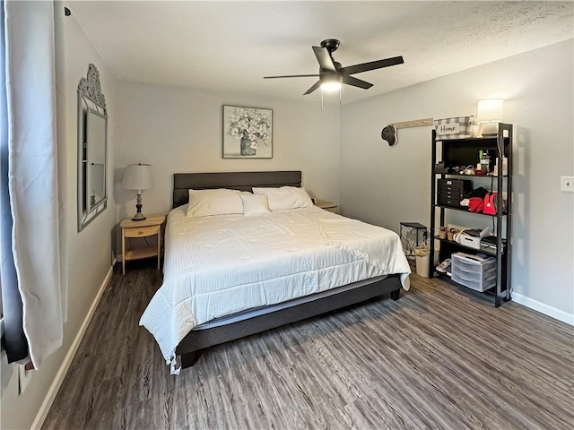 108 Bucks Rd, Cranberry Twp, PA 16066 - bedroom with wood finished floors, baseboards, and a ceiling fan