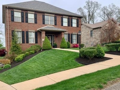 1407 Willow Heights Dr, North Huntingdon, PA 15642 - photo 1