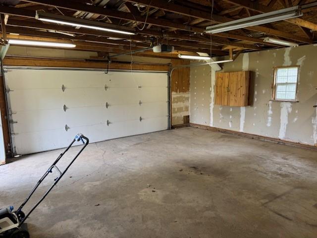 521 Mcclure, Sharon, PA 16146 - garage with a garage door opener