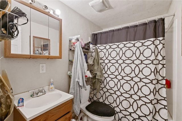 1332 Diana St, Troy Hill, PA 15212 - full bath with vanity, toilet, and a shower with shower curtain