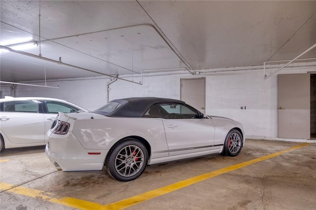 551 Sloop Dr Unit 61, Mccandless, PA 15237 - view of parking garage