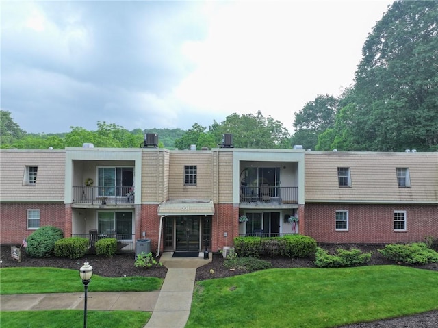 551 Sloop Dr Unit 61, Mccandless, PA 15237 - view of property featuring cooling unit