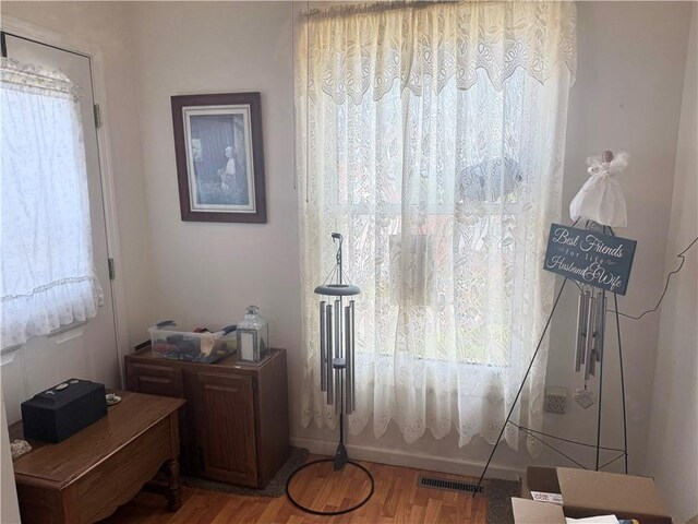 423 Lowell St, Vandergrift Wml, PA 15690 - entryway with wood finished floors