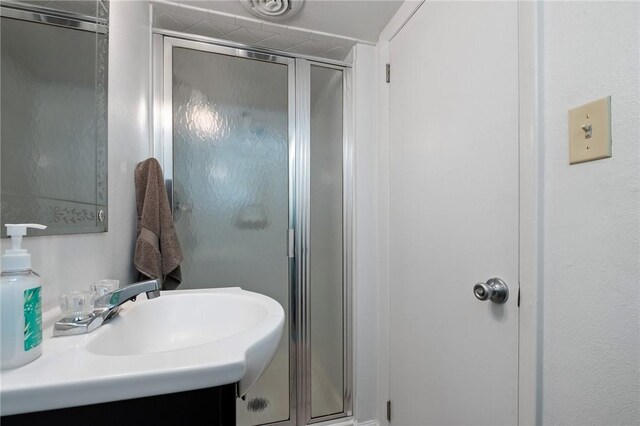 2734 Van Buren Dr, Lower Burrell, PA 15068 - photo 22