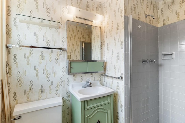 216 Bainbridge Dr, Center Twp Bea, PA 15001 - bathroom with a shower stall, toilet, vanity, and wallpapered walls