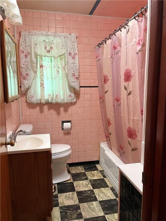 428 Muddy Creek Dr, Brady Twp But, PA 16057 - full bathroom with vanity, toilet, shower / bath combination with curtain, tile walls, and tile patterned floors