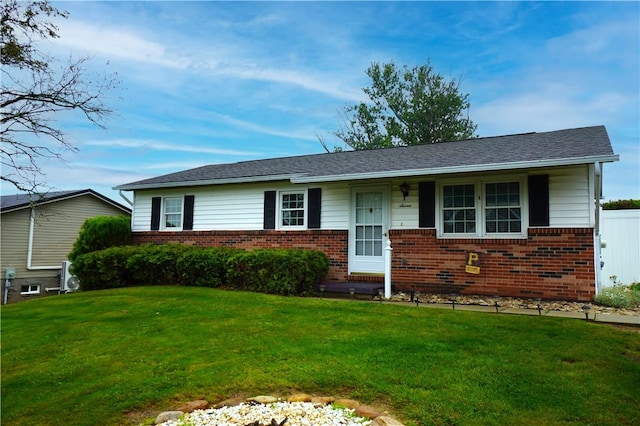 7 Windridge Dr, Uniontown, PA 15401 - ranch-style home featuring brick siding