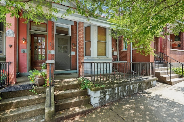 253 Fisk St, Lawrenceville, PA 15201 - photo 1