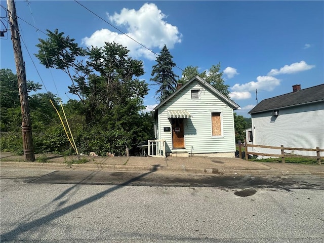 228 Walnut St, Donora, PA 15033 - view of bungalow