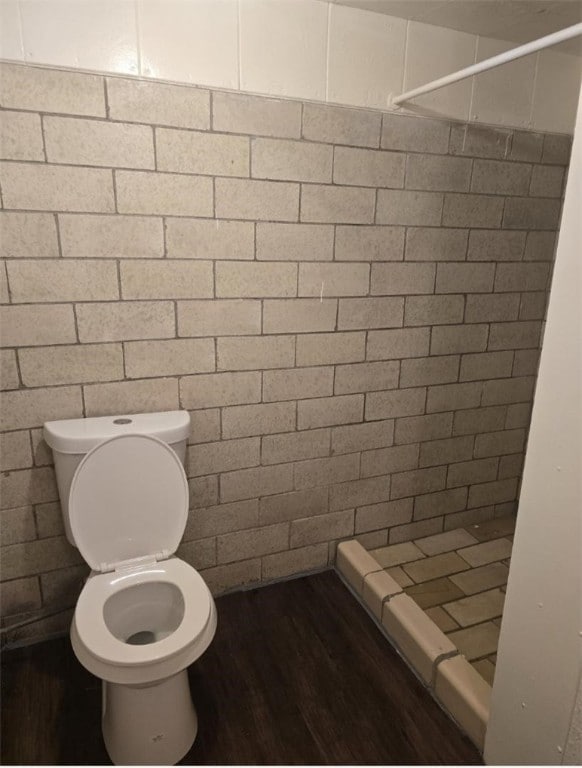 518 Waddell Ave, Clairton, PA 15025 - bathroom with toilet, a stall shower, and wood finished floors