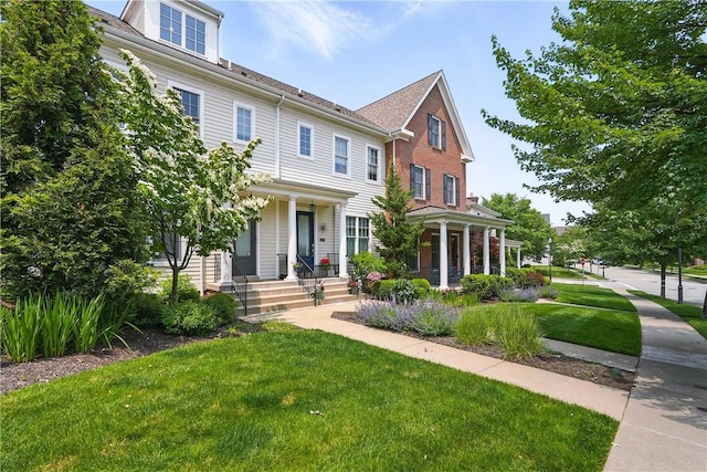 1621 Overton Ln, Squirrel Hill, PA 15217 - view of front of property featuring a front lawn and a porch